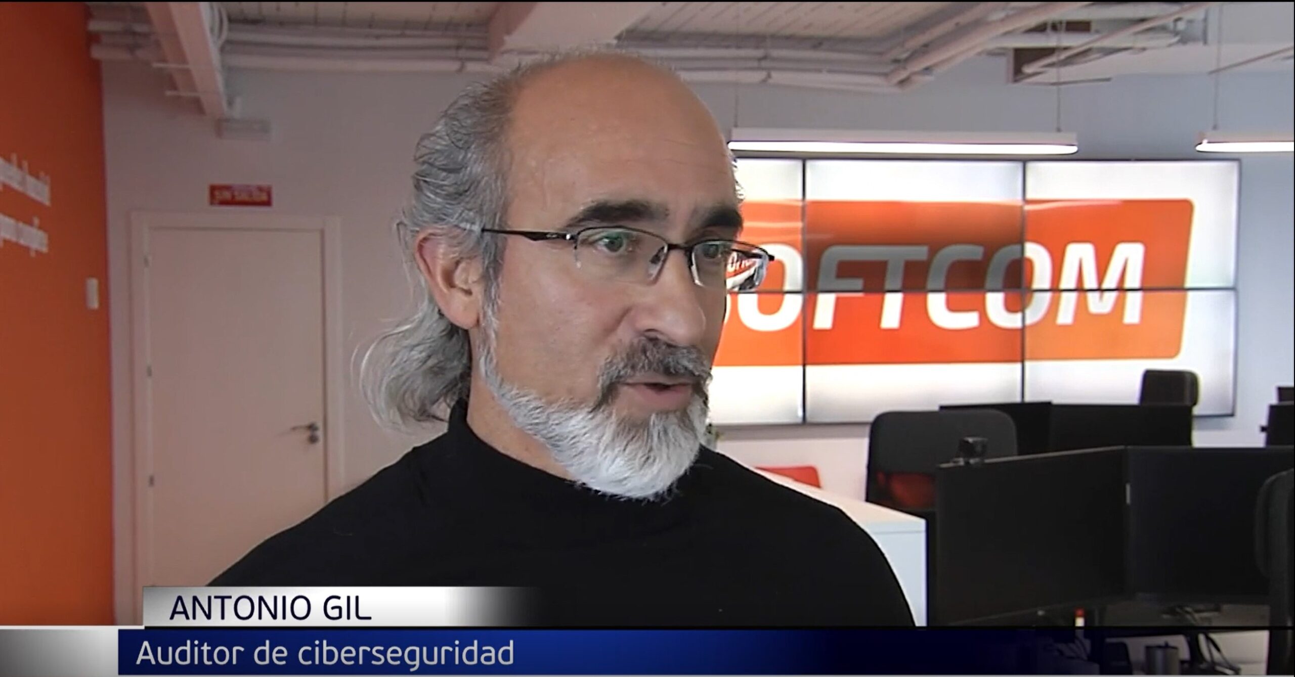 Entrevista con Informativos Telecinco sobre la caída de Internet